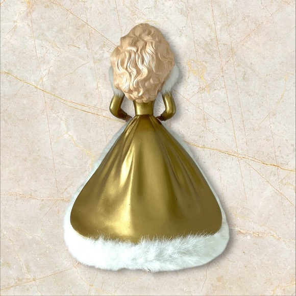 Vintage Hallmark Happy Holidays Barbie 1995 Stocking Hanger 8”🎄 Gold Dress - Picture 3 of 5